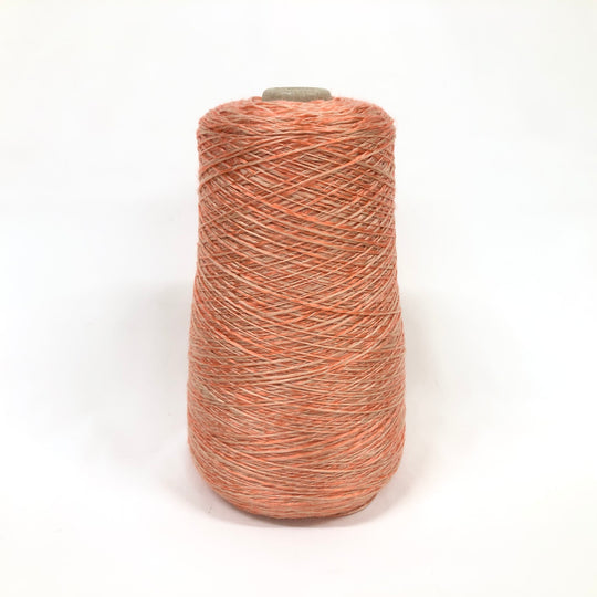 もったいない糸:957　   アクリルスラブ 　約300g(1800m）