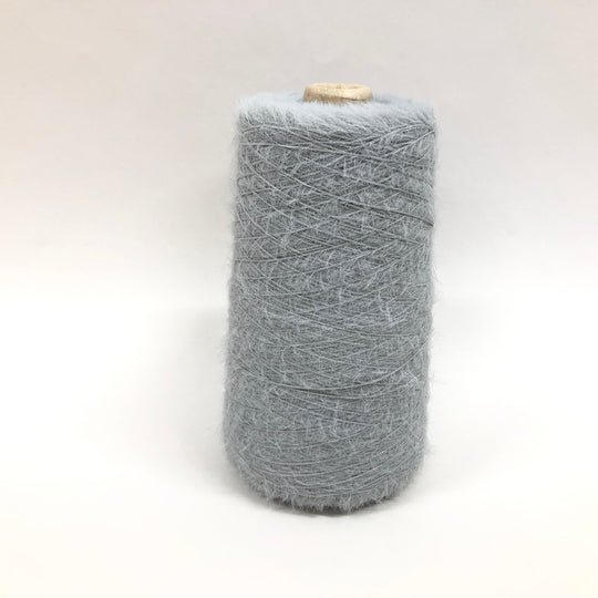 もったいない糸:546/ナイロンフェザー　約320g(約2880m）