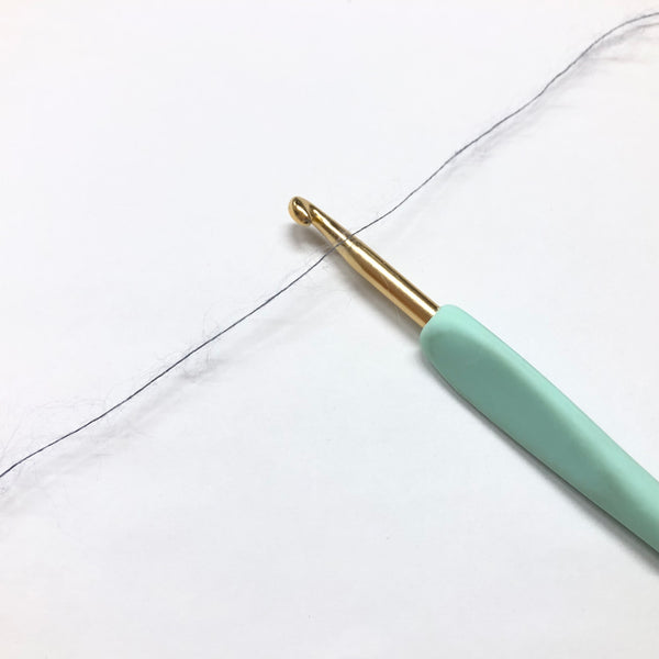 もったいない糸:961　   キッドモヘア55％ 　約300g(約3900m）