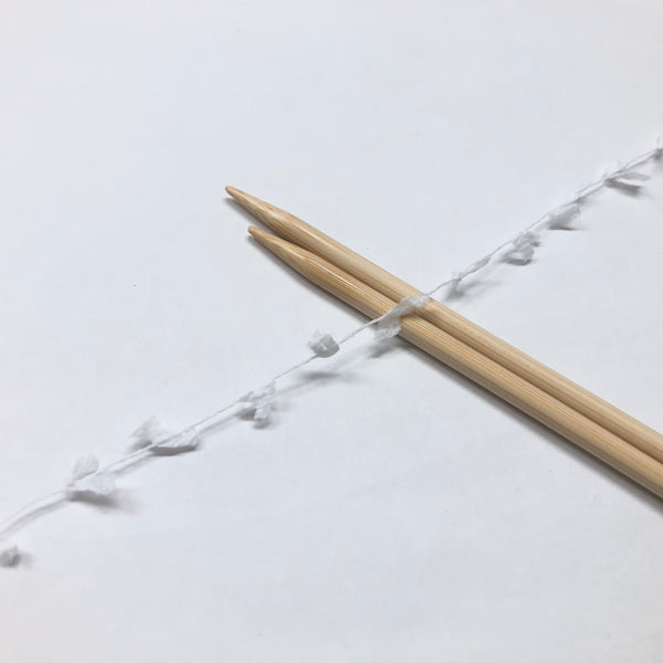もったいない糸:1029　   ナイロンスラリットモール　約150g(750m）
