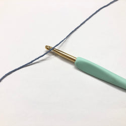 もったいない糸:971　   シルクポリエステルリリヤン　約300g(約1650m)