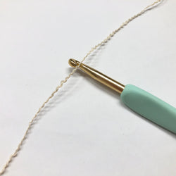 もったいない糸:1004　　  コットンナイロンカベ糸 　約270g(約540m)