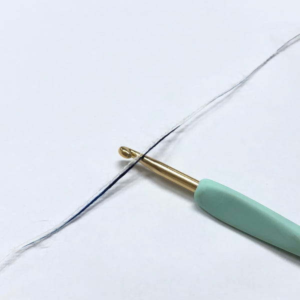 もったいない糸:1041　   キッドモヘア55%ｘアクリルスラブ絣 　約210g(1554m）