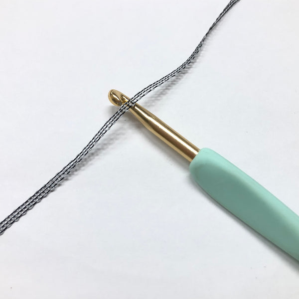 もったいない糸:1001　　  ペーパーテープヤーン 　約150g(約1425m)