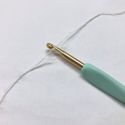 もったいない糸:1002　　  ナイロンフェザー12 　約250g(約3000m)