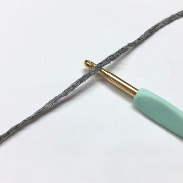 もったいない糸:1098/チャイニーズラクーン混　極太リリヤン　約250g(約400m）
