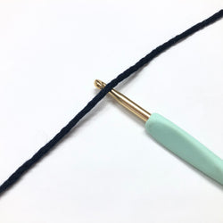 もったいない糸:1099/チャイニーズラクーン混　極太リリヤン　約250g(約400m）