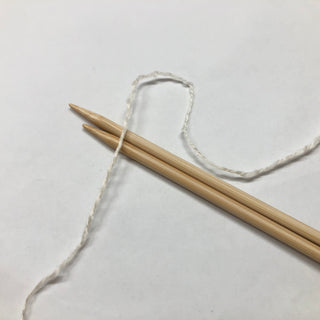もったいない糸:1006　   アクリルスラブ 　約300g(1800m）