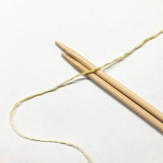 もったいない糸:1008　   アクリルスラブ 　約300g(1800m）