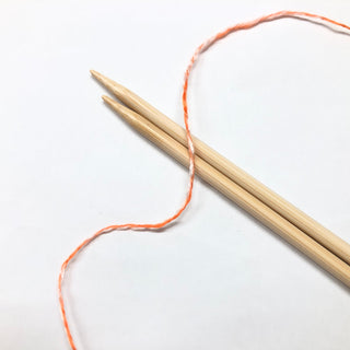 もったいない糸:1009　   アクリルスラブ 　約300g(1800m）