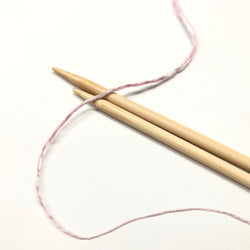 もったいない糸:1010　   アクリルスラブ 　約300g(1800m）