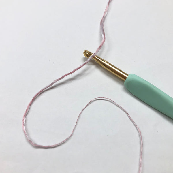 もったいない糸:1010　   アクリルスラブ 　約300g(1800m）
