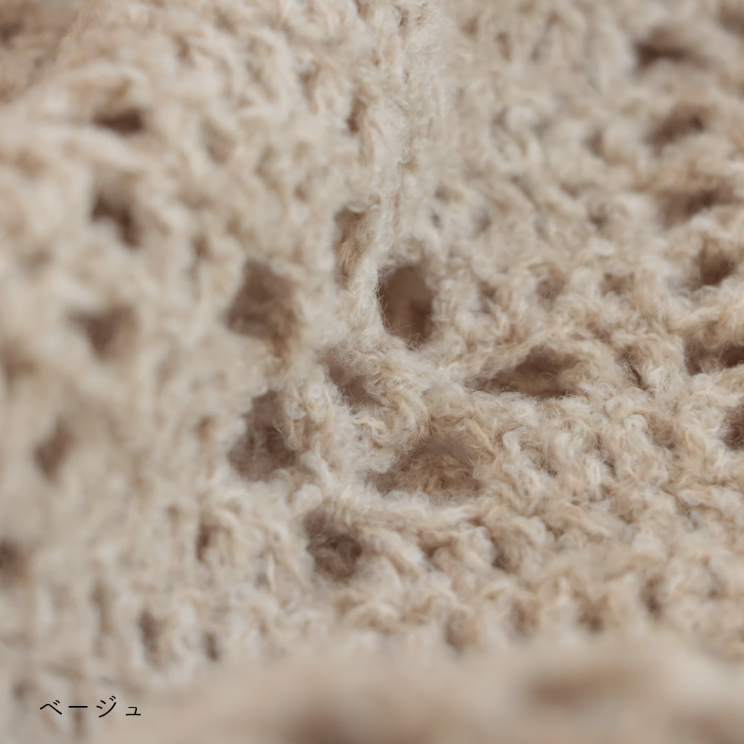 sawada itto：サワダイット-moo-お花模様の透かし編みベスト