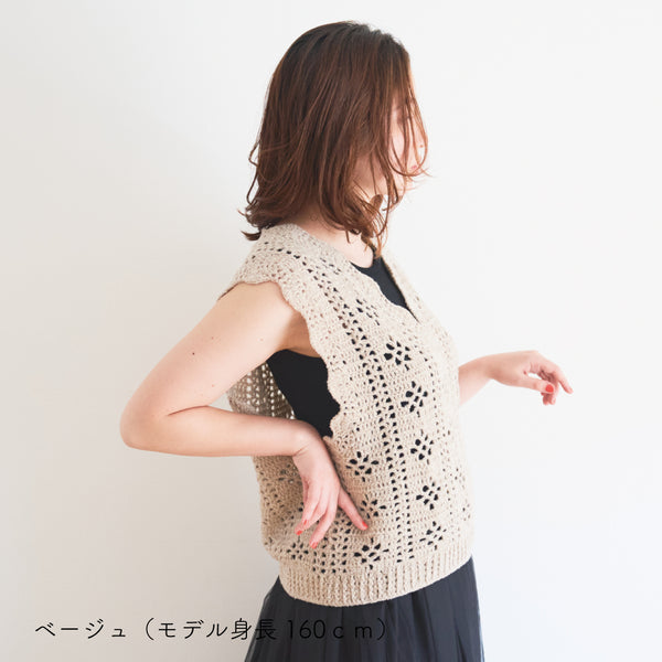 sawada itto：サワダイット-moo-お花模様の透かし編みベスト