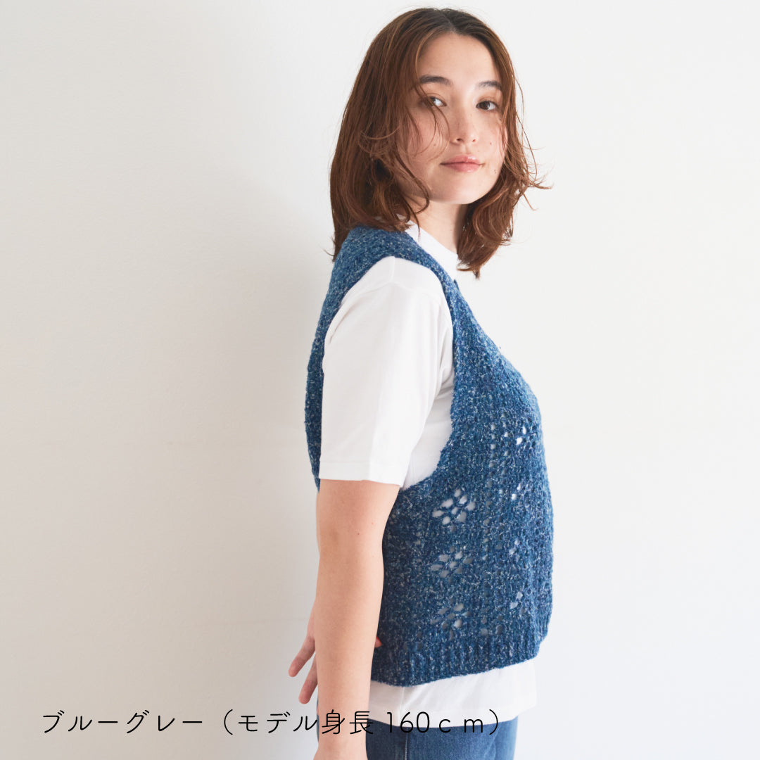 sawada itto：サワダイット-moo-お花模様の透かし編みベスト