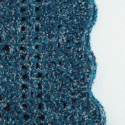 sawada itto：サワダイット-moo-お花模様の透かし編みベスト