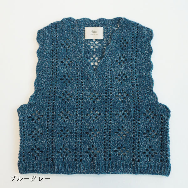 sawada itto：サワダイット-moo-お花模様の透かし編みベスト