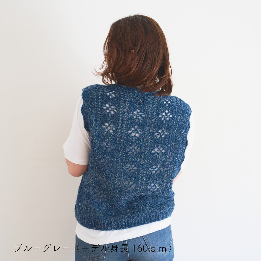 sawada itto：サワダイット-moo-お花模様の透かし編みベスト