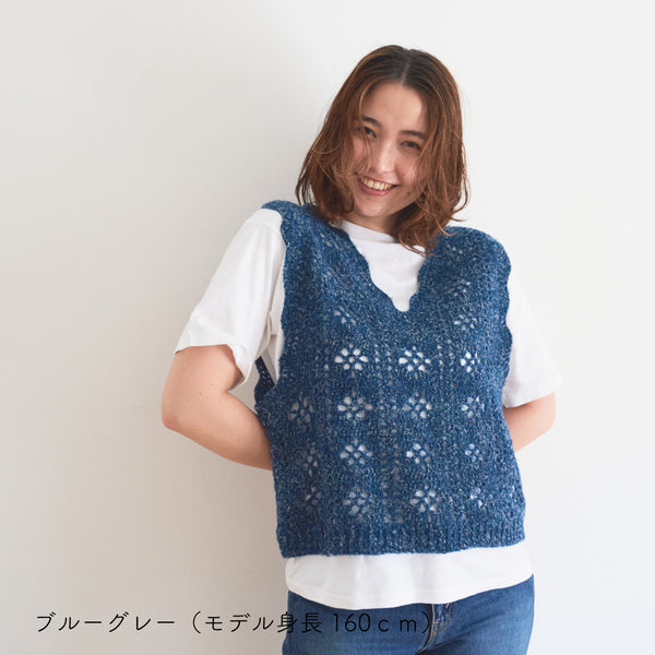 sawada itto：サワダイット-moo-お花模様の透かし編みベスト