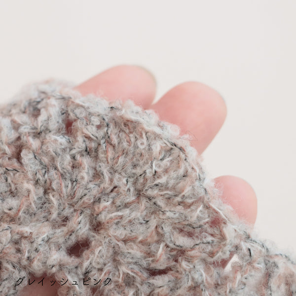 sawada itto：サワダイット-moo-お花模様の透かし編みベスト