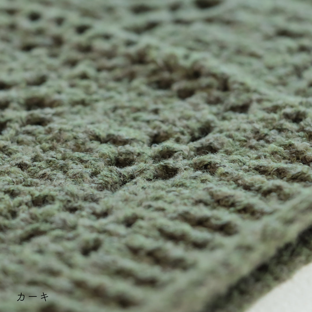 sawada itto：サワダイット-moo-お花模様の透かし編みベスト