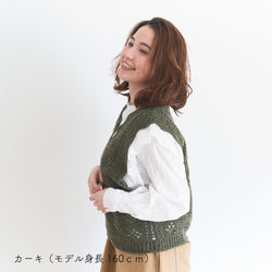 sawada itto：サワダイット-moo-お花模様の透かし編みベスト