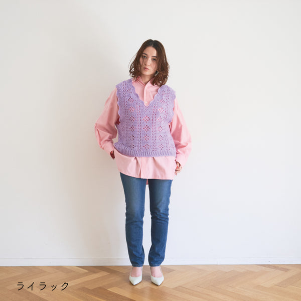 sawada itto：サワダイット-moo-お花模様の透かし編みベスト