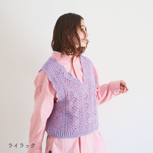 sawada itto：サワダイット-moo-お花模様の透かし編みベスト