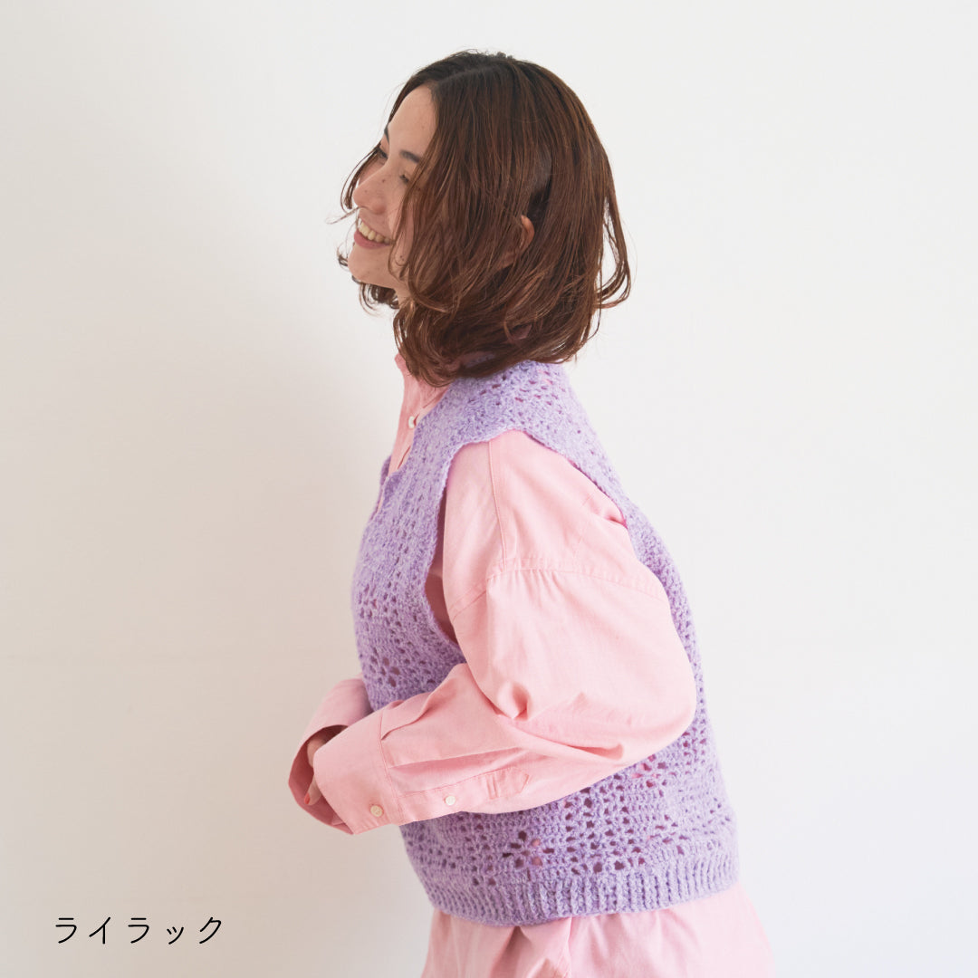 sawada itto：サワダイット-moo-お花模様の透かし編みベスト