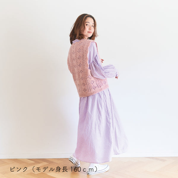 sawada itto：サワダイット-moo-お花模様の透かし編みベスト