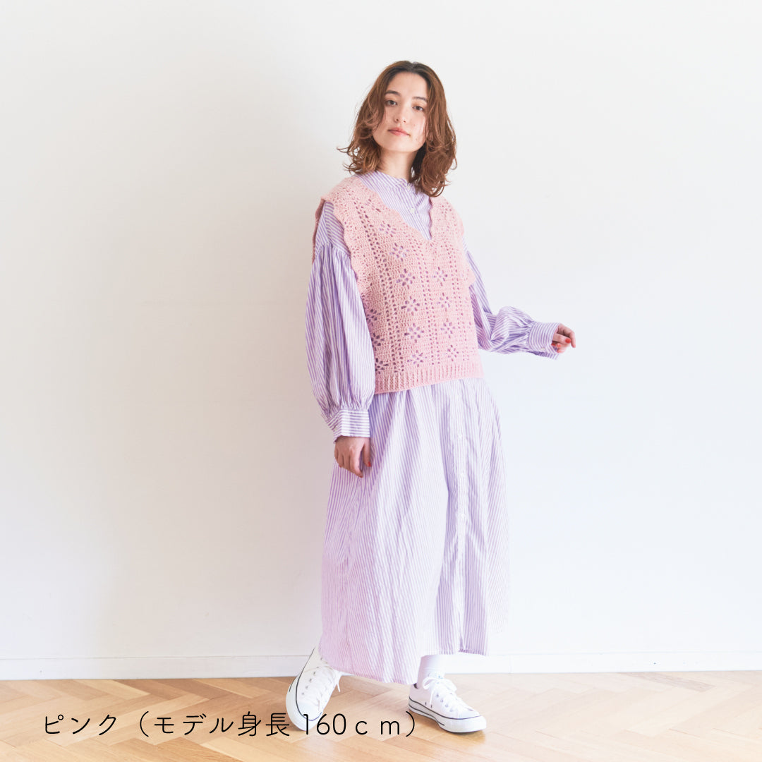 sawada itto：サワダイット-moo-お花模様の透かし編みベスト