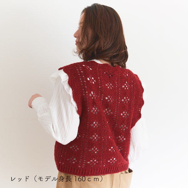 sawada itto：サワダイット-moo-お花模様の透かし編みベスト