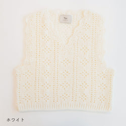 sawada itto：サワダイット-moo-お花模様の透かし編みベスト