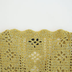 sawada itto：サワダイット-moo-お花模様の透かし編みベスト