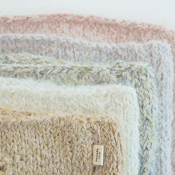 sawada itto：サワダイット-moln-メリヤス編みのミニバッグ