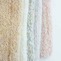 sawada itto：サワダイット-moln-メリヤス編みのミニバッグ