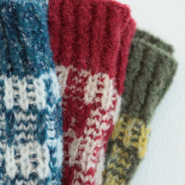 sawada itto：サワダイット-moo-ギンガムチェックソックス