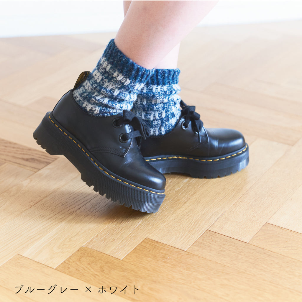 sawada itto：サワダイット-moo-ギンガムチェックソックス