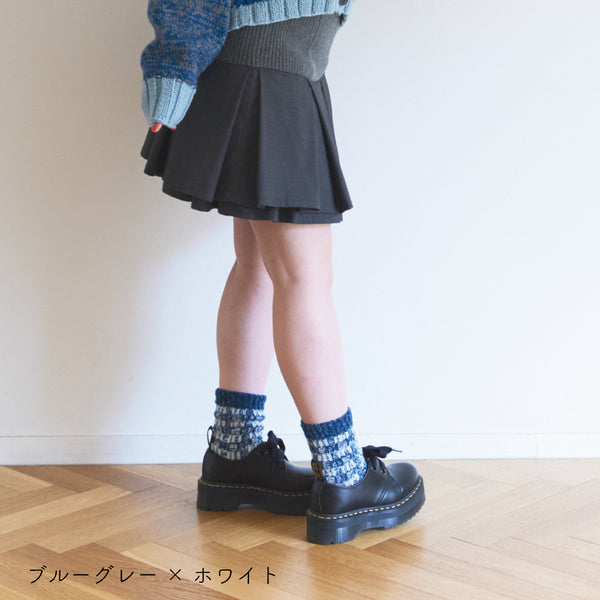 sawada itto：サワダイット-moo-ギンガムチェックソックス