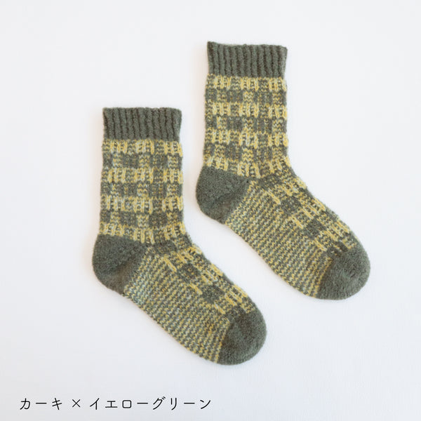 sawada itto：サワダイット-moo-ギンガムチェックソックス