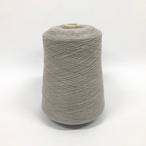もったいない糸:777-2　　スポンディッシュウール30　約280g（約4200m）