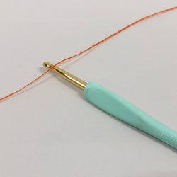 もったいない糸:784-2　　スポンディッシュウール30　約290g（約4350）