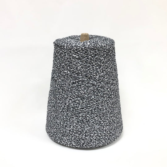 もったいない糸:868　　綿和紙ポリエステルカベ　約350g(約2135m）