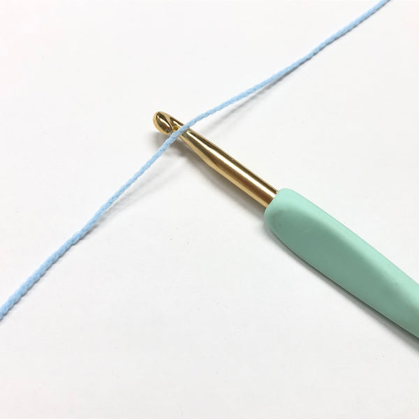 もったいない糸:925　　リサイクルポリリリー10　　約230g(約2300m)