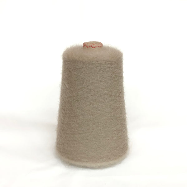 もったいない糸:931-2　   キッドモヘア55％ 　約300g(約3900m）