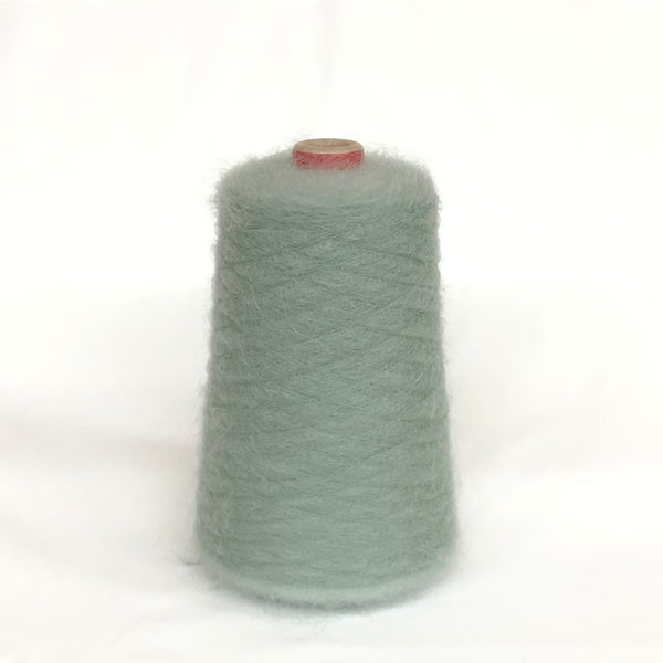 もったいない糸:934　   キッドモヘア55％ 　約320g(約4160m）