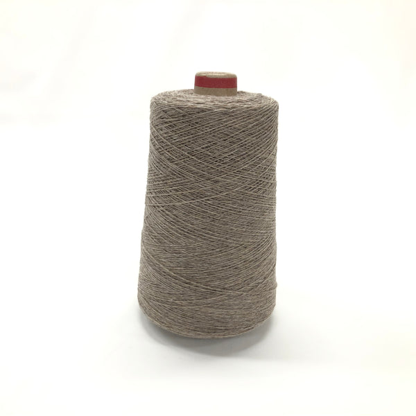 もったいない糸:945/ ウール８０％　約300g(約2400m）