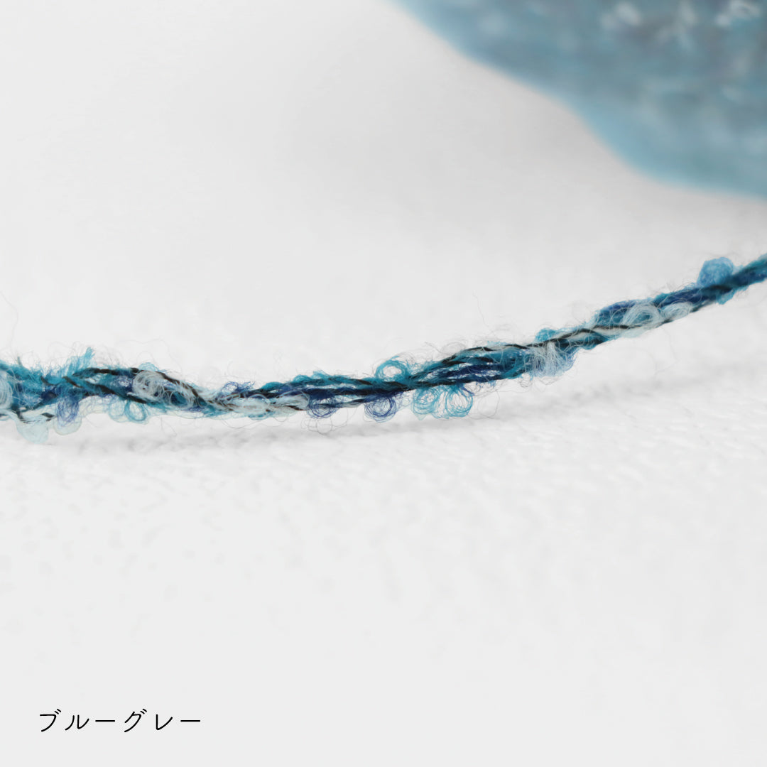 sawada itto：サワダイット-moo-お花模様の透かし編みベスト