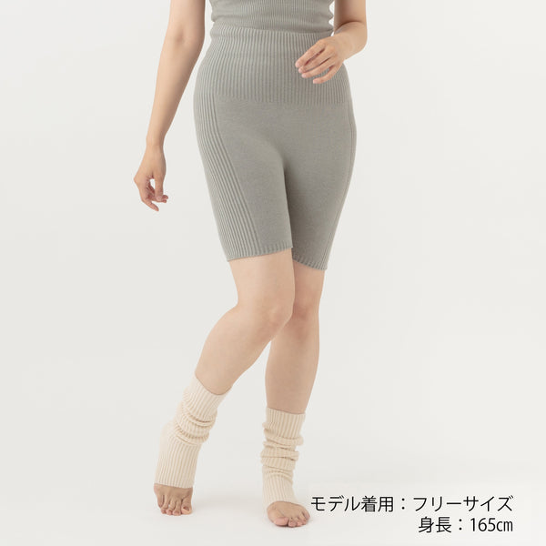 NETENE：ホリデーシーズン限定アイテム｜Leg Warmer＋manucurist<br>レッグウォーマー＋マニキュリスト《green》1本付き