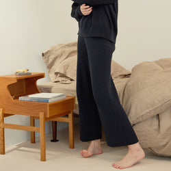 NETENE.：Puffy Knit Pants パフィーニットパンツ